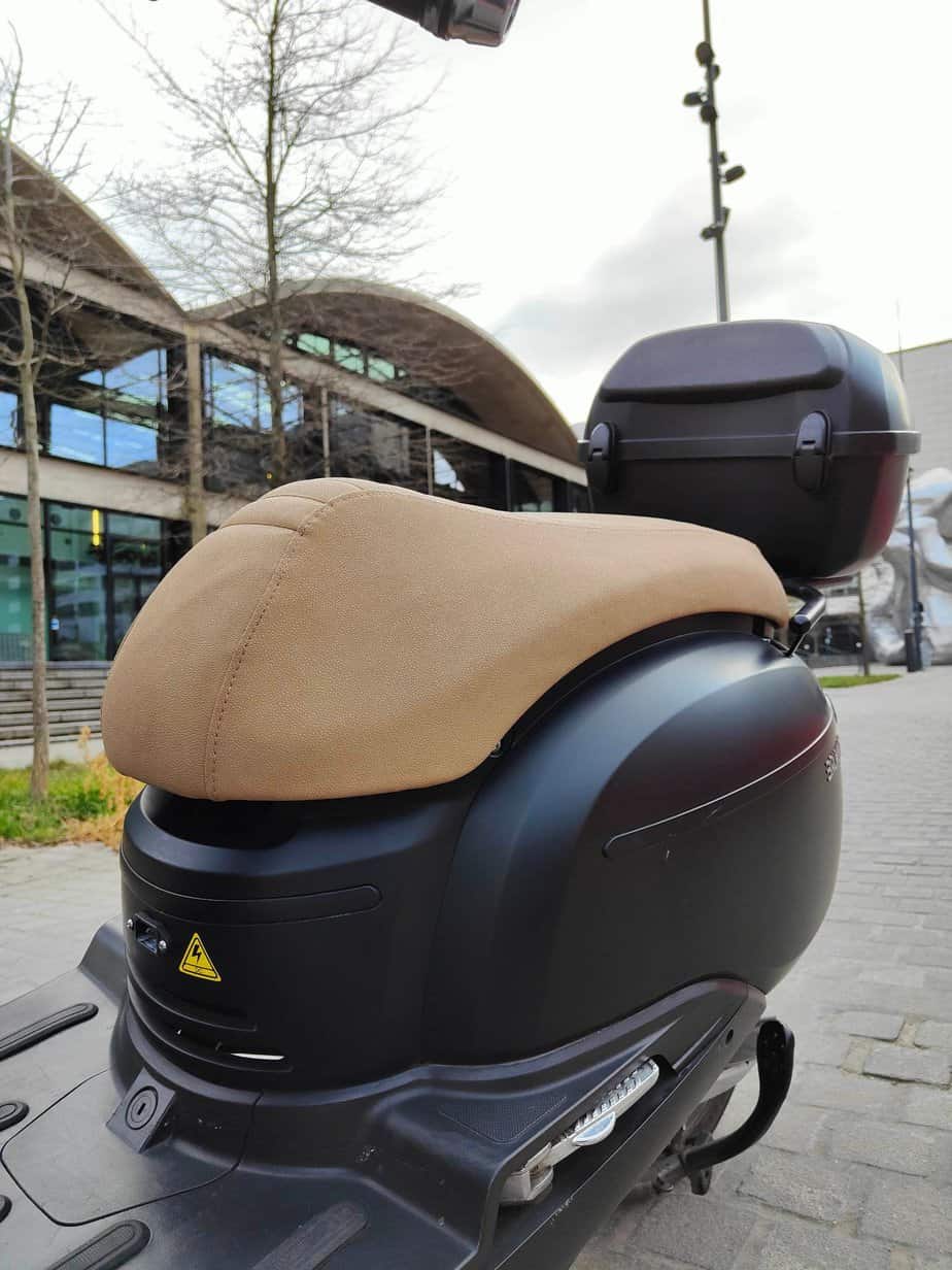 brumaire-scooter-gris-avant